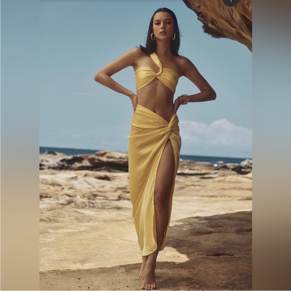 SONYA MODA | Petra Two-Piece Set